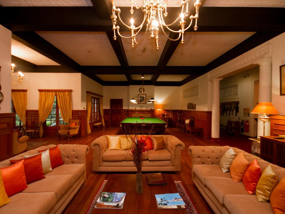 Governor'S Mansion Hatton Esterno foto