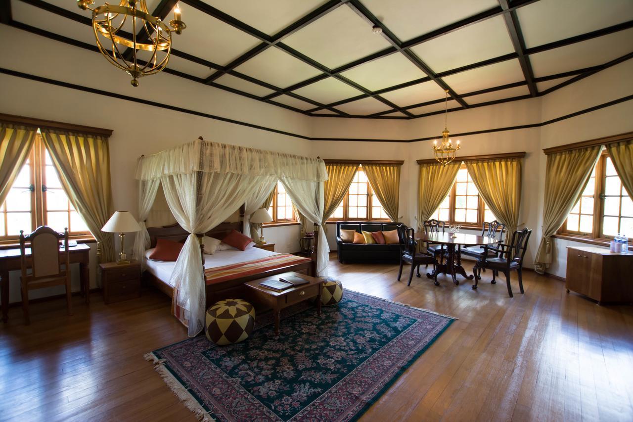 Governor'S Mansion Hatton Esterno foto
