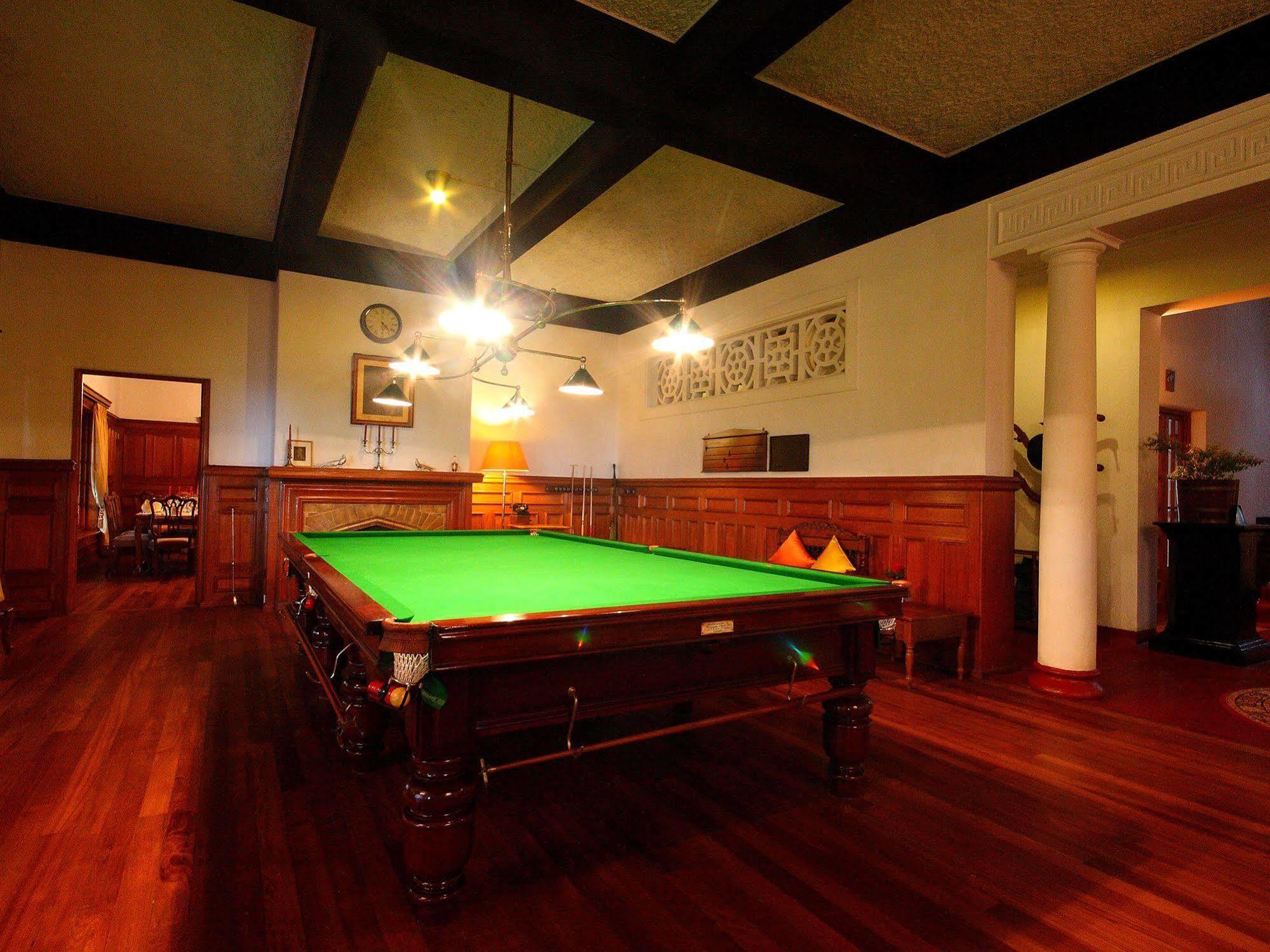 Governor'S Mansion Hatton Esterno foto